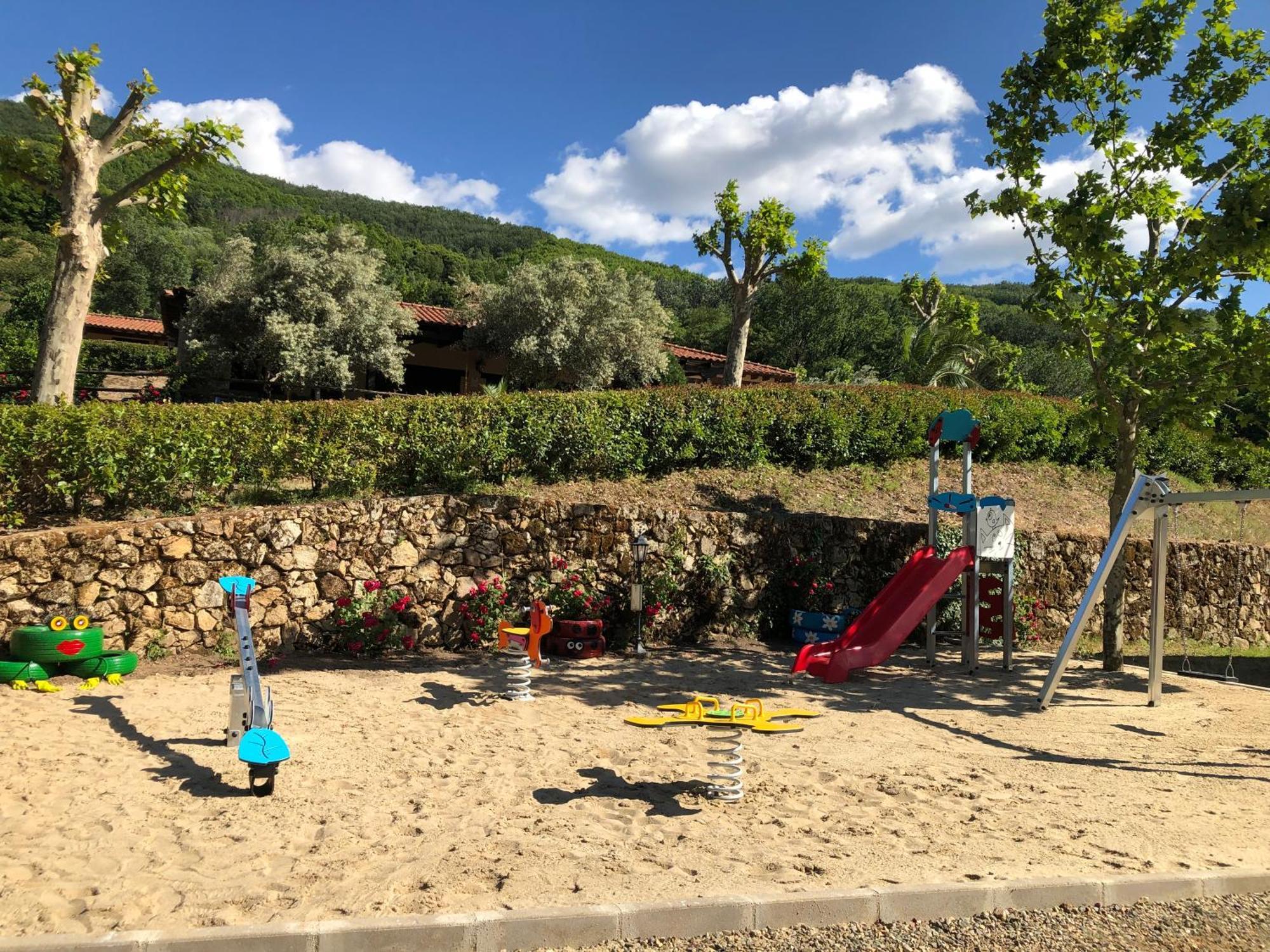 Apartamentos Rurales La Vega Del Jerte Dış mekan fotoğraf